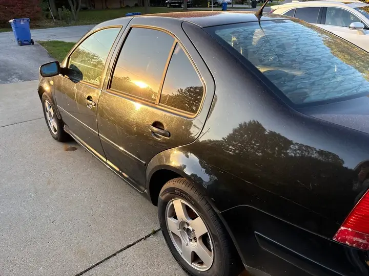 Volkswagen Jetta 2000 photo 3