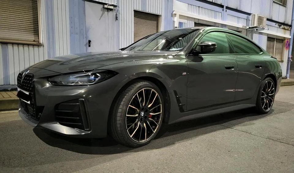 BMW M440I