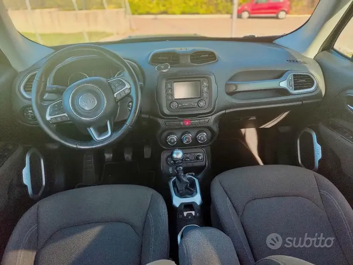 Jeep Renegade 2016 photo 4