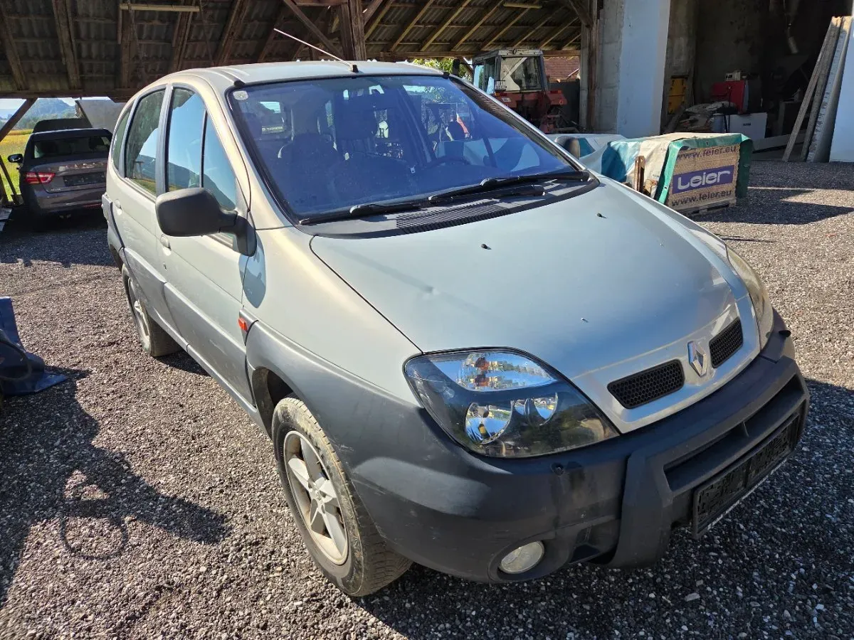 Renault Scenic 2001 photo 2