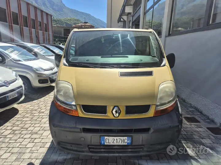 Renault Trafic 2004 photo 5