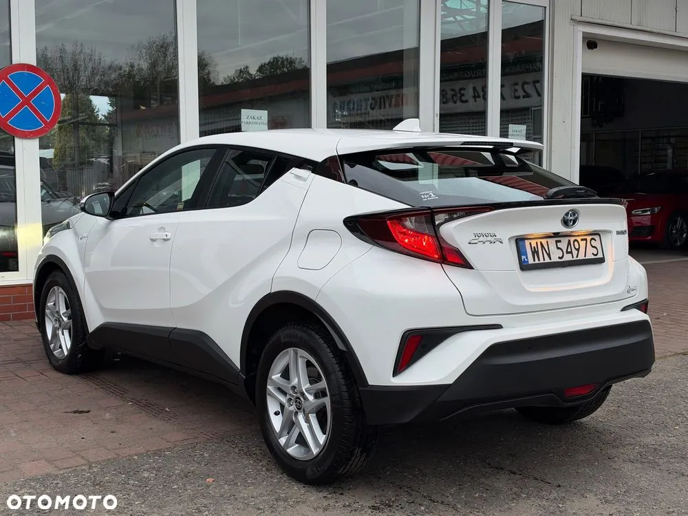 Toyota C-Hr 2023 photo 3