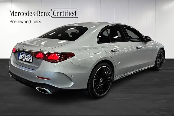 Mercedes-Benz E300 De 2025 photo 3