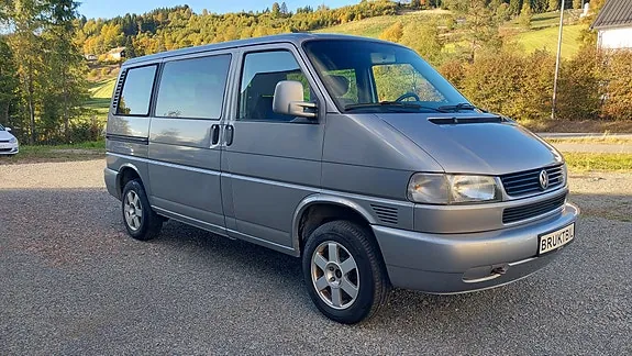 Volkswagen Caravelle 2000 photo 2