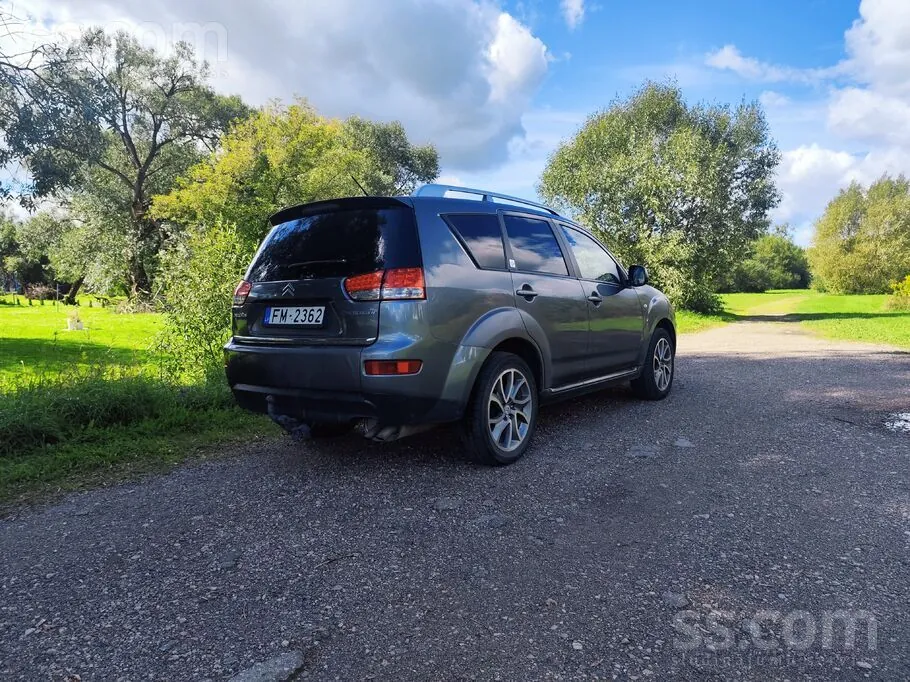 Citroen C-Crosser 2008 photo 2