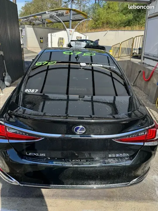 Lexus Es 2021 photo 2