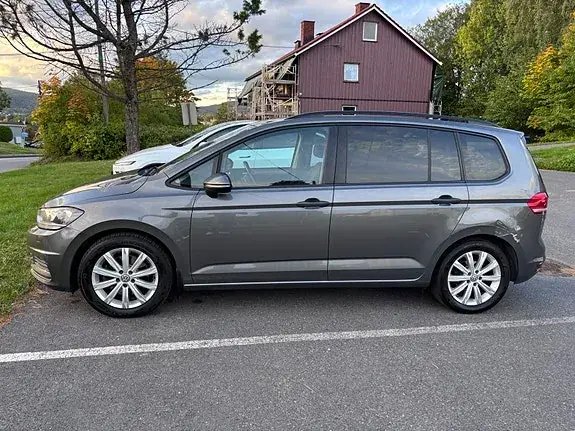 Volkswagen Touran 2016 photo 4
