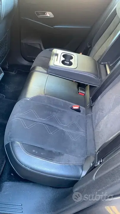 DS Automobiles 7 Crossback 2019 photo 4