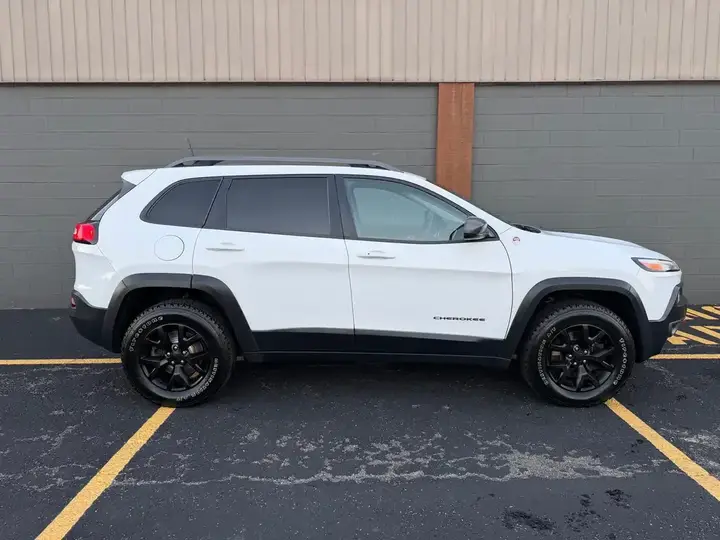 Jeep Cherokee 2016 photo 4