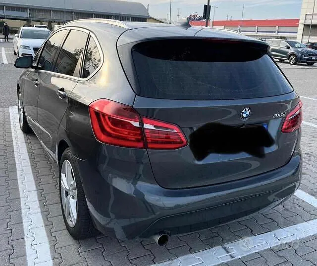 BMW 216