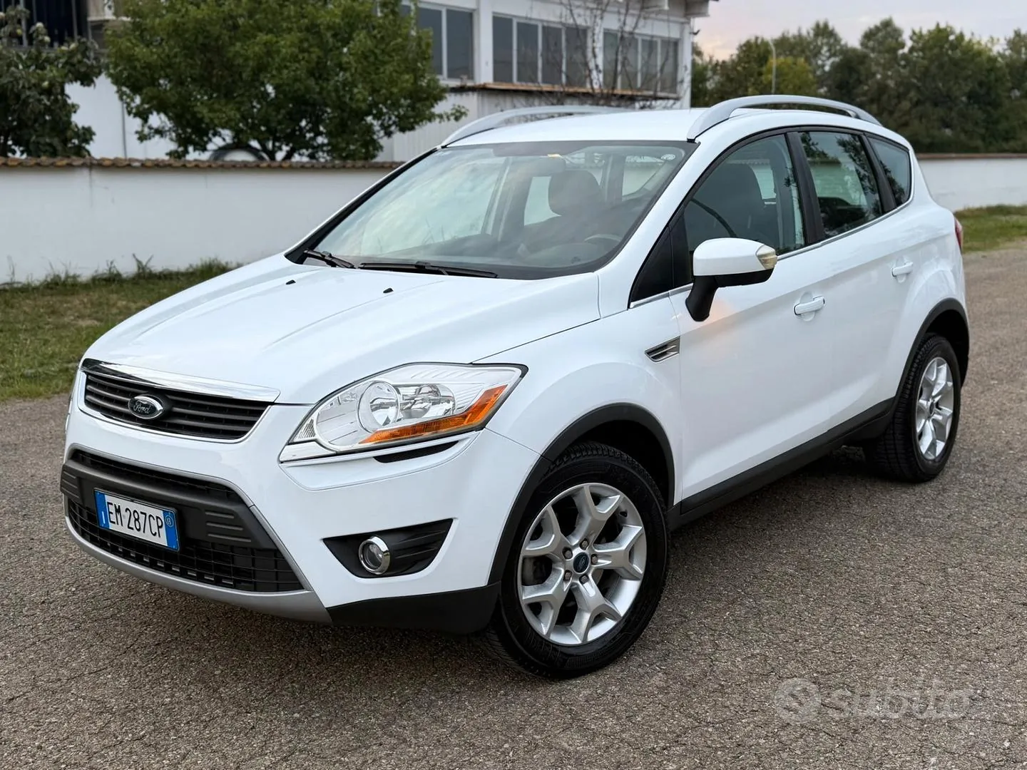 Ford Kuga 2013 photo 5