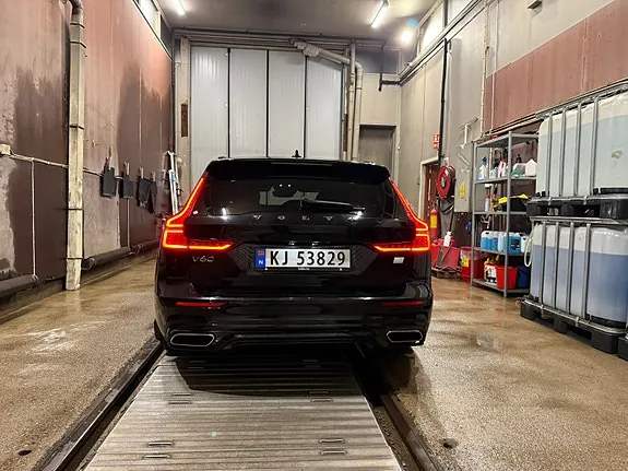 Volvo V60 2022 photo 4