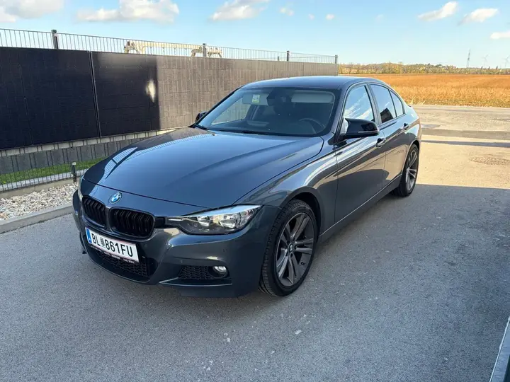 BMW 3 Series 2017 photo 3