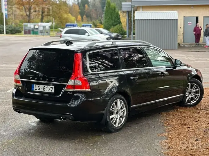 Volvo V70 2014 photo 4