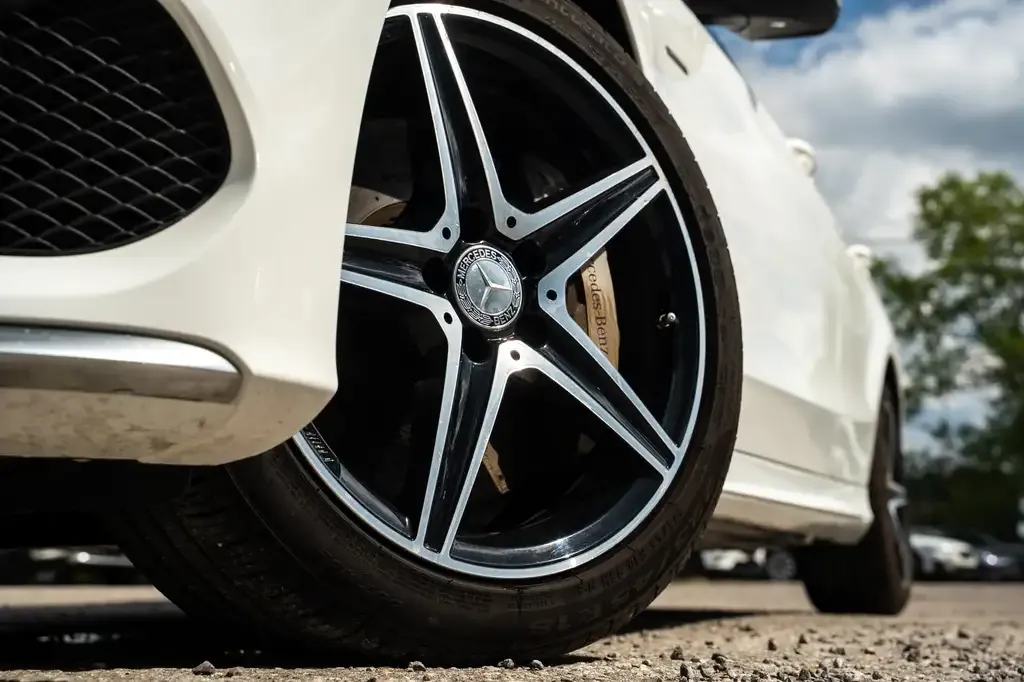 Mercedes-Benz C-Class 2016 photo 4