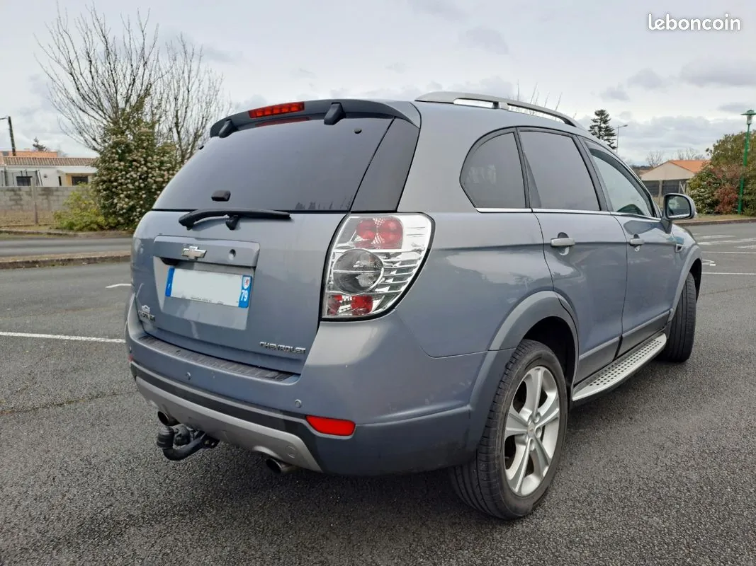 Chevrolet Captiva 2012 photo 2