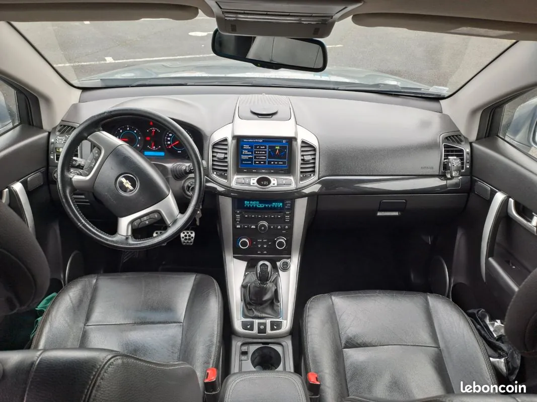 Chevrolet Captiva 2012 photo 3