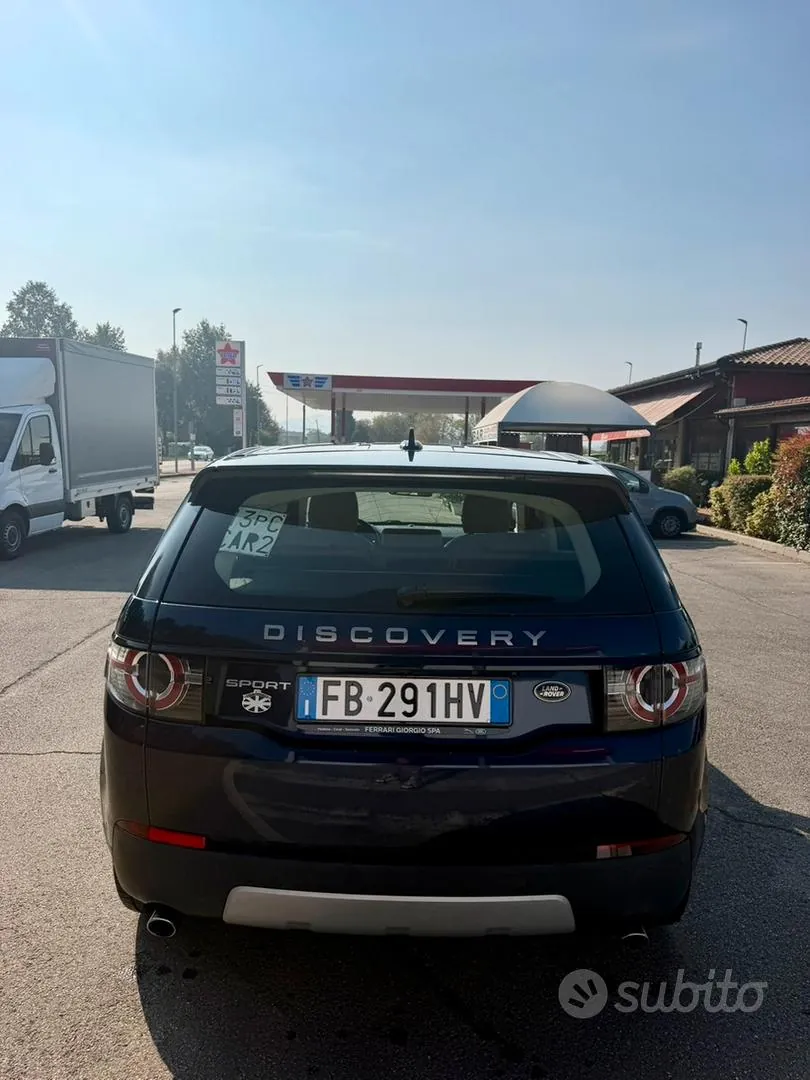Land Rover Discovery Sport 2015 photo 5