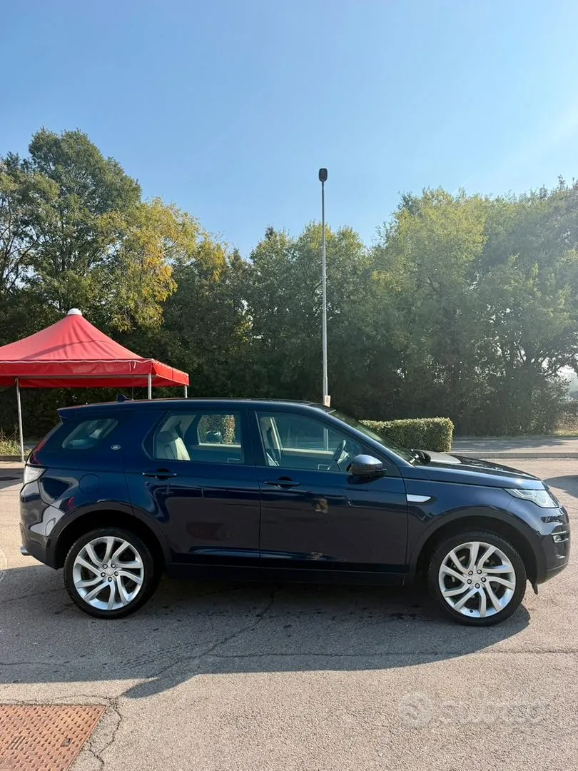 Land Rover Discovery Sport 2015 photo 3