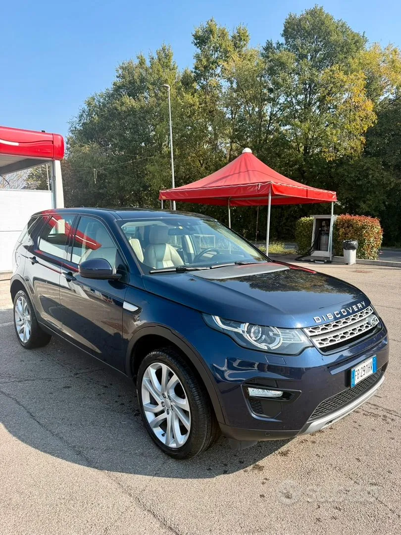 Land Rover Discovery Sport 2015 photo 2
