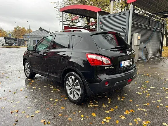 Nissan Qashqai 2011 photo 3