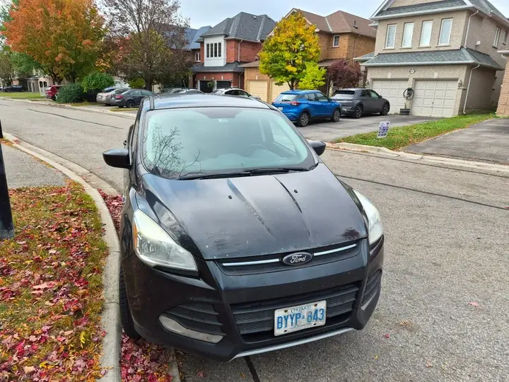 Ford Escape 2016 photo 2