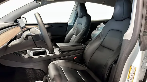 Tesla Model Y 2024 photo 5