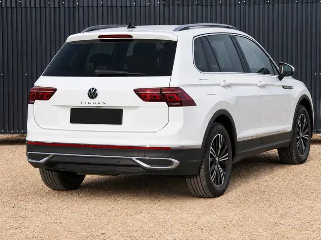 Volkswagen Tiguan 2022 photo 3