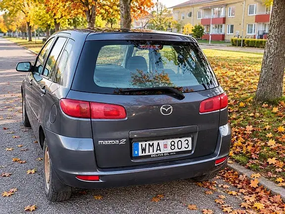 Mazda 2 2005 photo 3