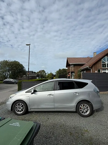 Toyota Prius 2014 photo 4