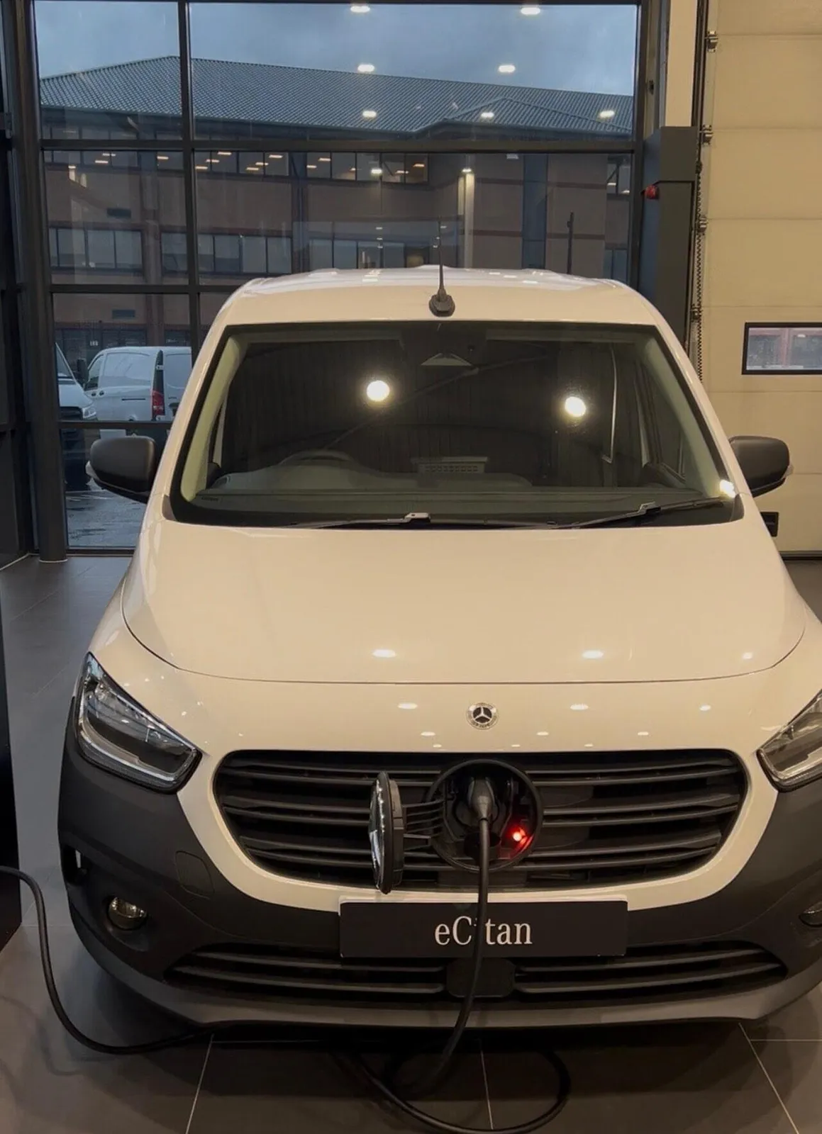Mercedes-Benz Ecitan