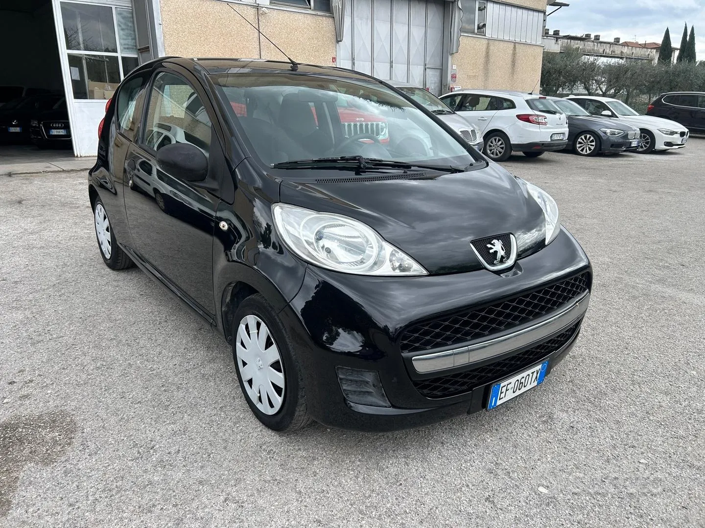 Peugeot 107 2010 photo 3