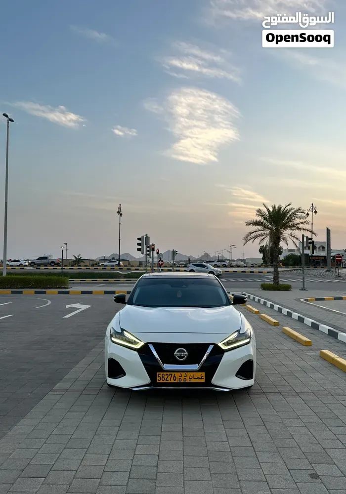 Nissan Maxima