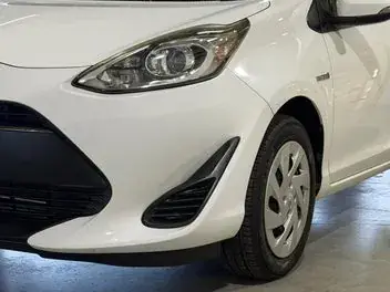 Toyota Aqua 2018 photo 5