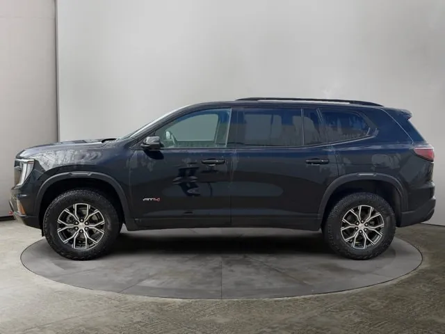 GMC Acadia 2025 photo 2