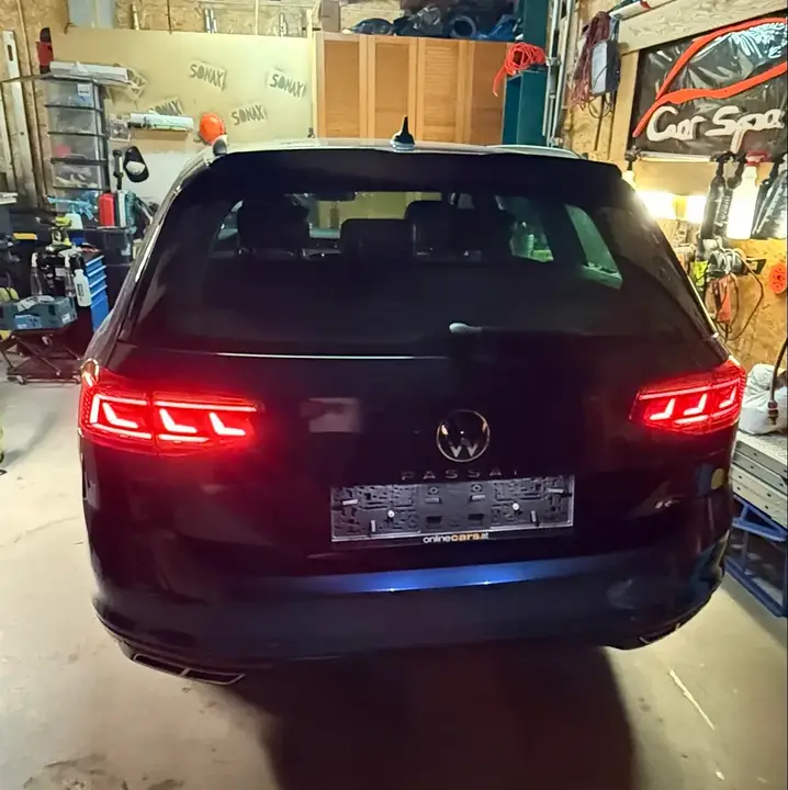 Volkswagen Passat 2022 photo 2