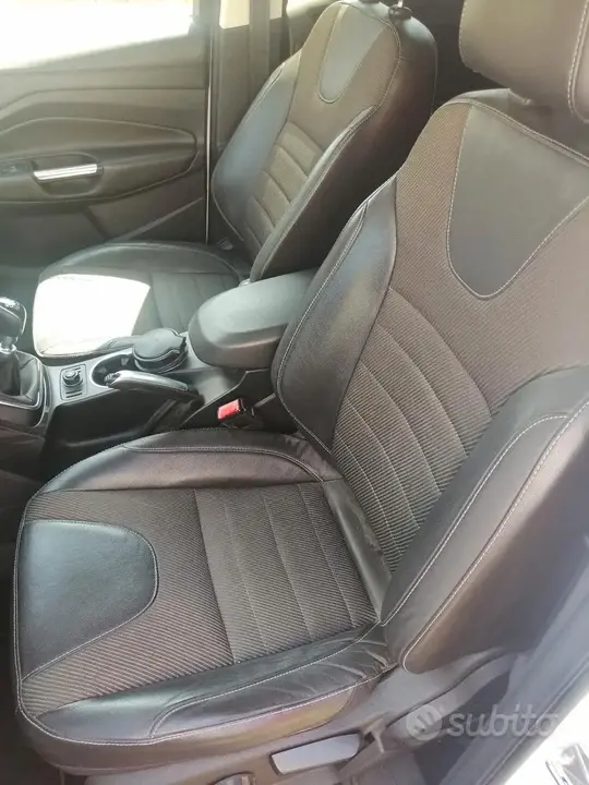 Ford Kuga 2017 photo 4