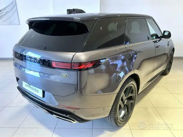 Land Rover Range Rover Sport 2022 photo 2