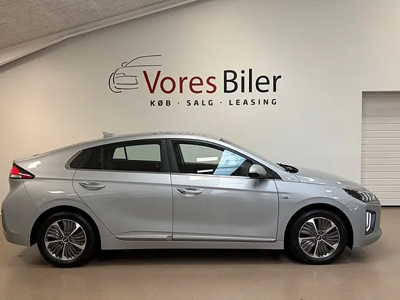 Hyundai Ioniq 2020 photo 3