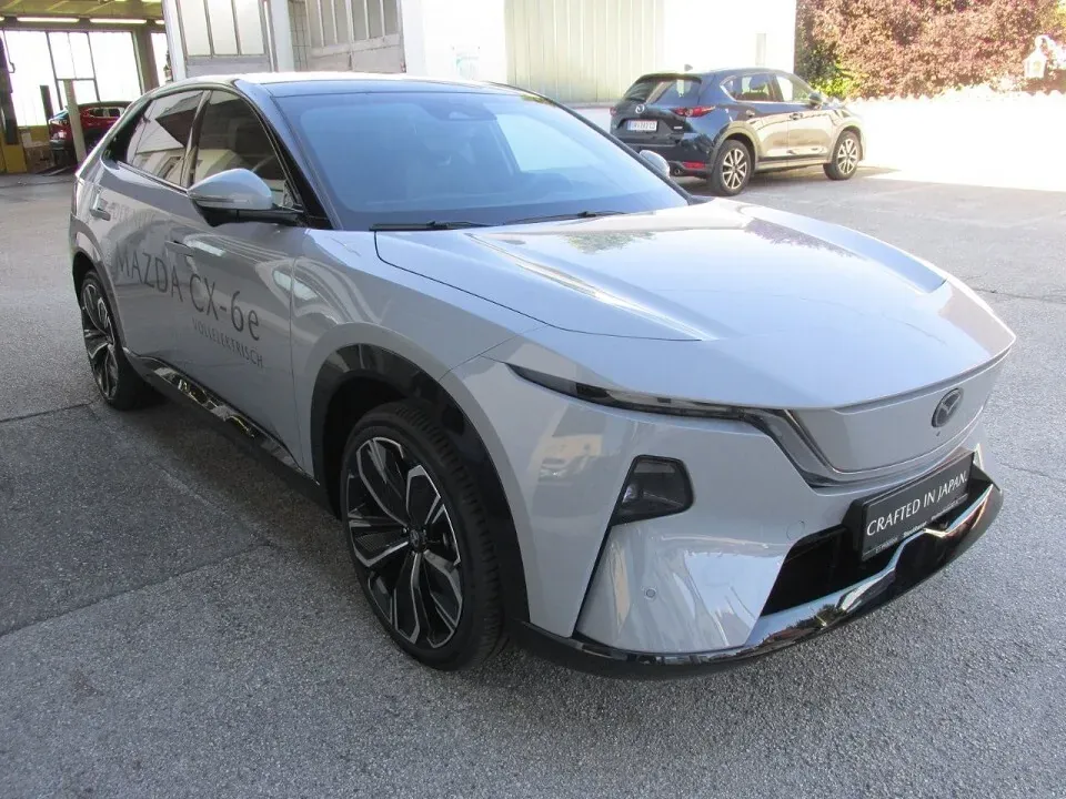 Mazda Cx-6E 2026 photo 3