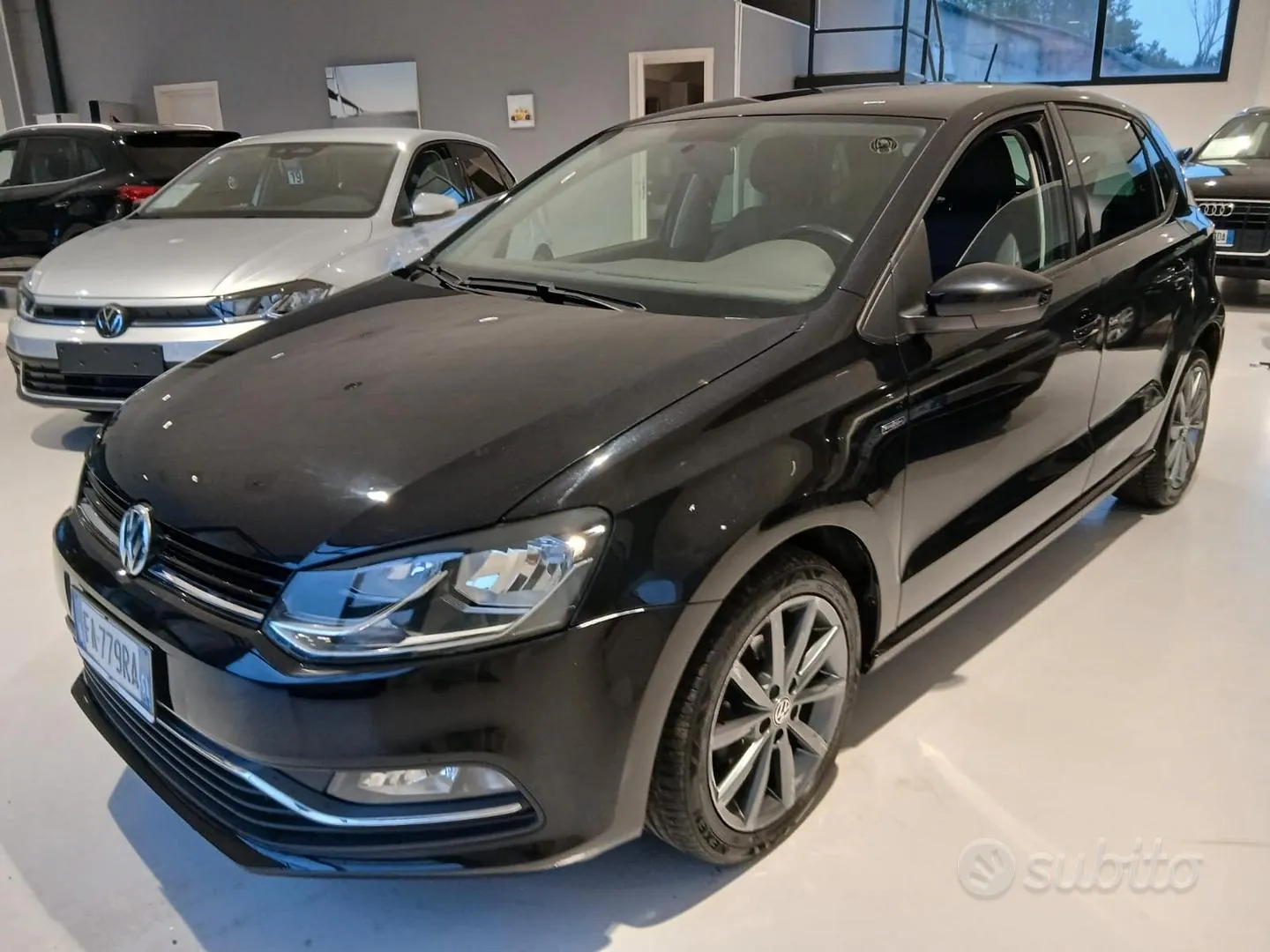 Volkswagen Polo 2015 photo 3