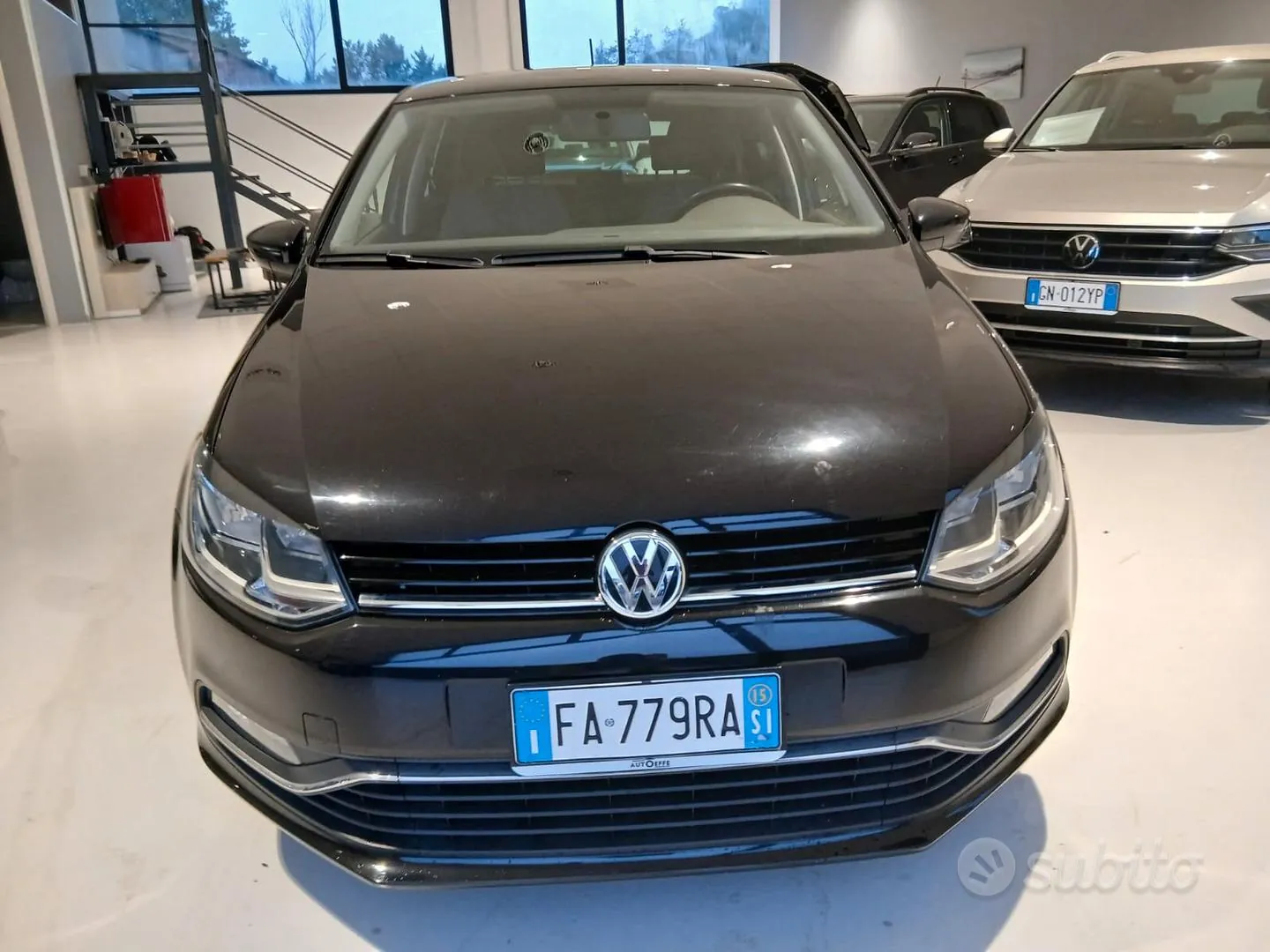 Volkswagen Polo 2015 photo 2
