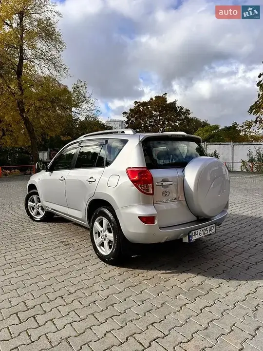 Toyota Rav4 2008 photo 5