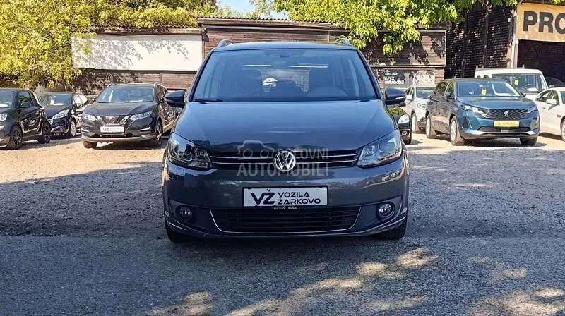 Volkswagen Touran 2014 photo 4