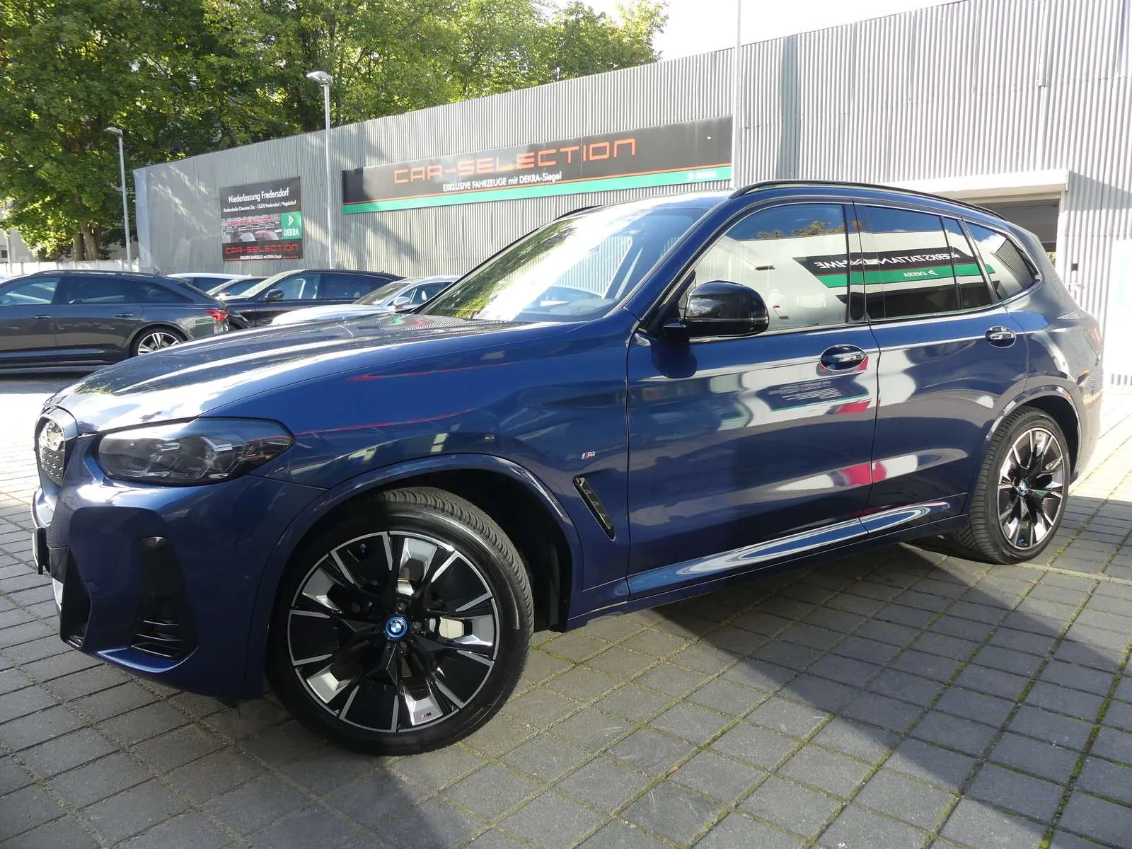 BMW Ix3 2024 photo 2