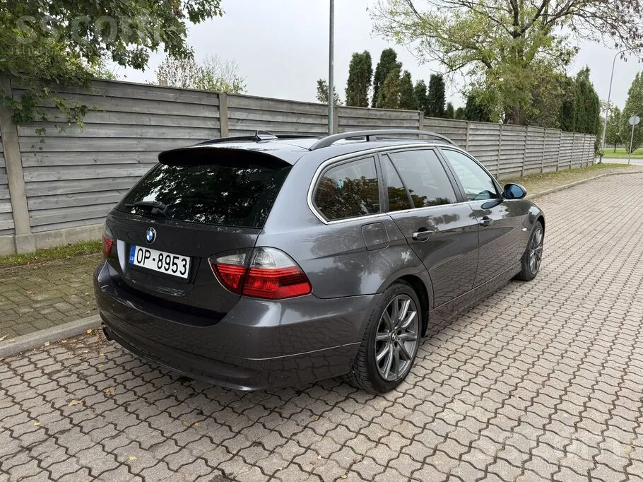 BMW 325 2007 photo 4