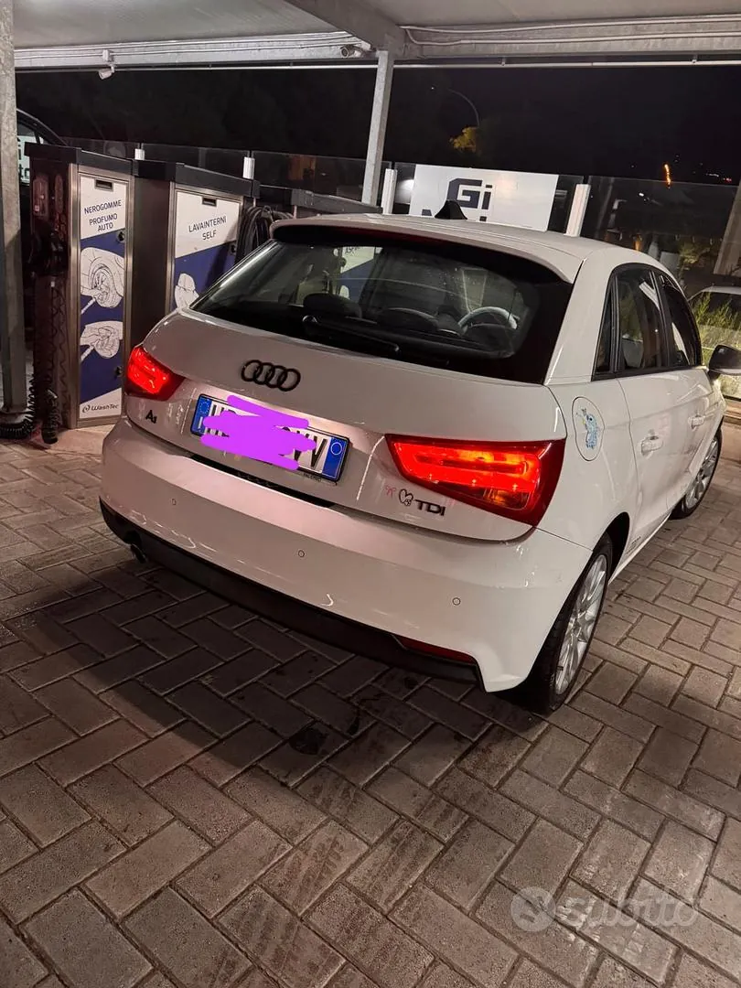 Audi A1 2017 photo 2