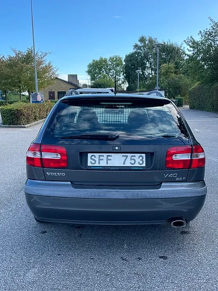 Volvo V40 2001 photo 3