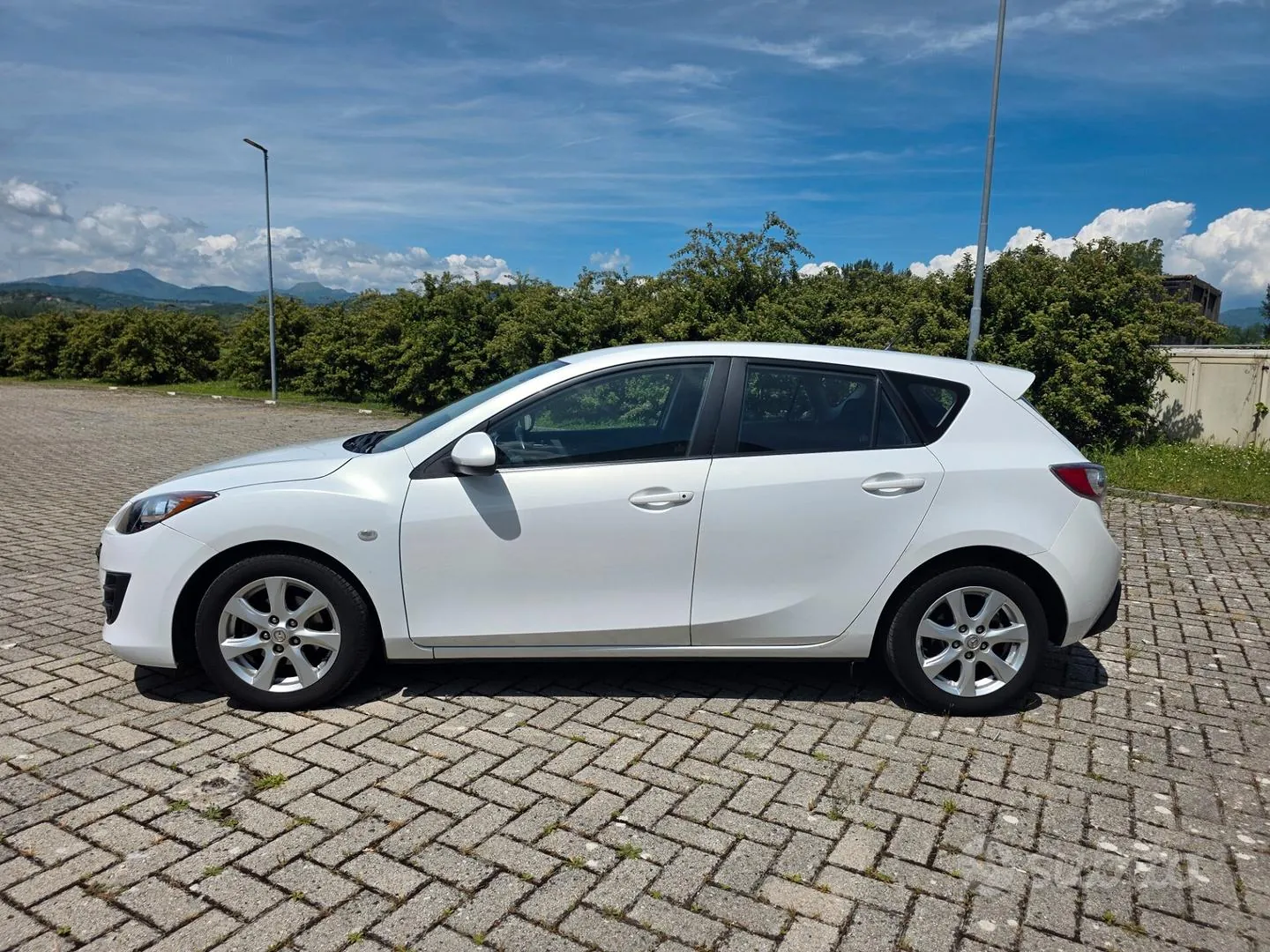 Mazda 3 2010 photo 5