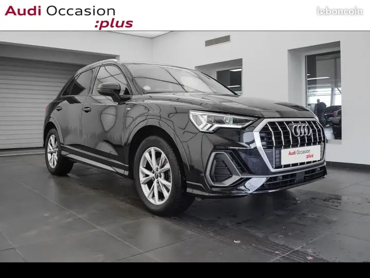 Audi Q3 2023 photo 3